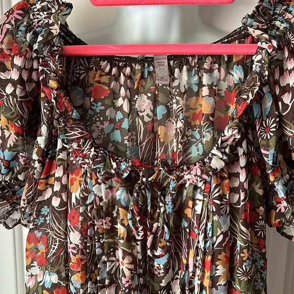 American Rag chiffon floral long tunic ruffled top has a separate long tie - L - Picture 10 of 14